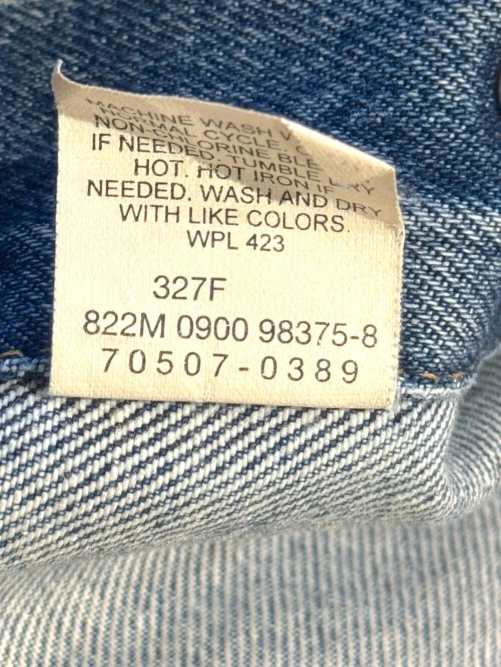Vintage Levis Mens Trucker Jean Jacket Size Large Denim Made in USA 90s